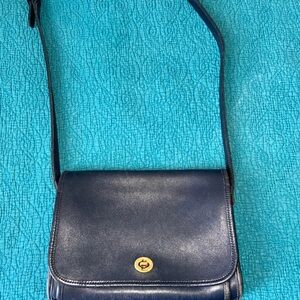 Vintage Coach Leather Crossbody Shoulder Bag